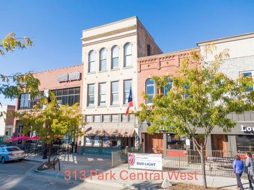 313 Park Central W, Springfield, MO, 65806-1264 | Card Image