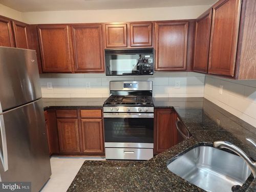 apt-e-13107 Millhaven Pl, Germantown, MD, 20874-6348 | Card Image