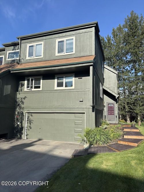 6461 Village Pkwy, Anchorage, AK, 99504-3947 | Card Image