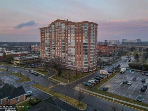 250 E Harbortown #1110 Drive, Detroit, MI, 48207 | Card Image