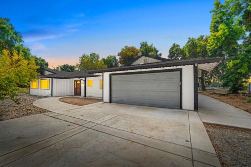 11010 County Road 116b, Woodland, CA, 95776-9109 | Card Image