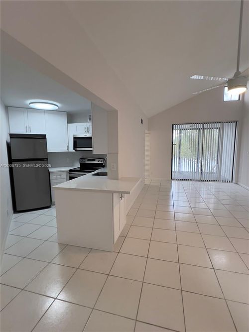 224-216 Lake Pointe Dr, Oakland Park, FL, 33309-3597 | Card Image