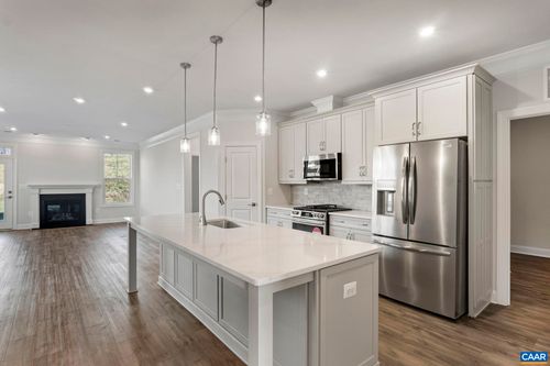 49 Ridgeline Dr, WAYNESBORO, VA, 22980 | Card Image