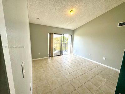 311 - 7195 Nw 179th St, Condo with 2 bedrooms, 2 bathrooms and null parking in Hialeah FL | Image 1