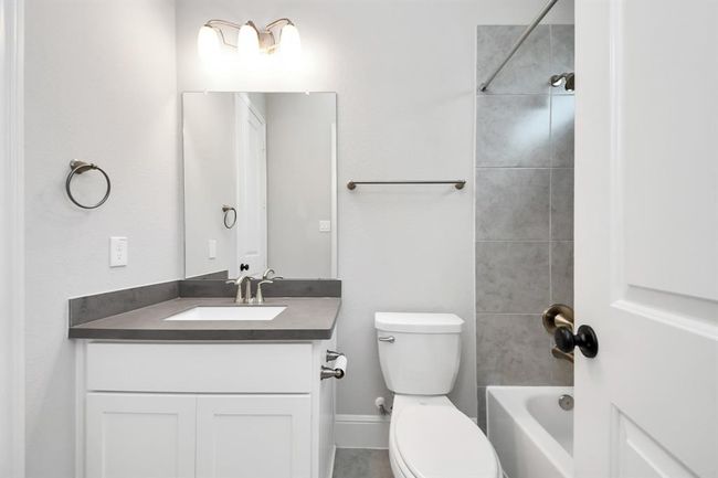 12813 N Palomino Lake Cir, House other with 4 bedrooms, 4 bathrooms and 3 parking in Cypress TX | Image 25