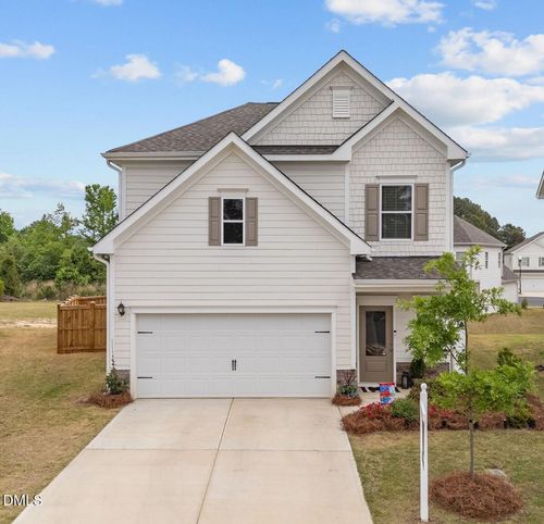 122 Commons Cir, Clayton, NC, 27520-5767 | Card Image