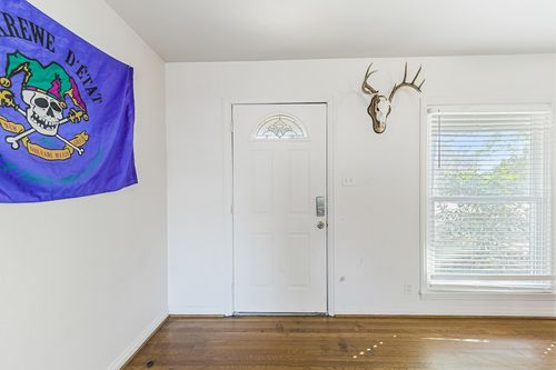 3563 South Dr, Fort Worth, TX, 76109-5215 | Card Image