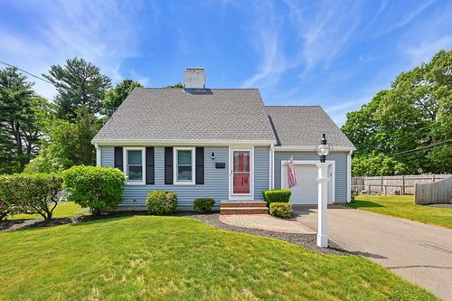 1 Birchwood Rd, Holbrook, MA, 02343-1008 | Card Image