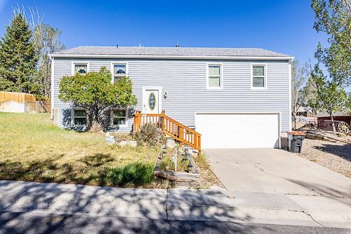 1725 Iowa Cir, Green River, WY, 82935-5838 | Card Image