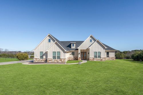 2110 Shady Grove Rd, Weatherford, TX, 76088-4915 | Card Image