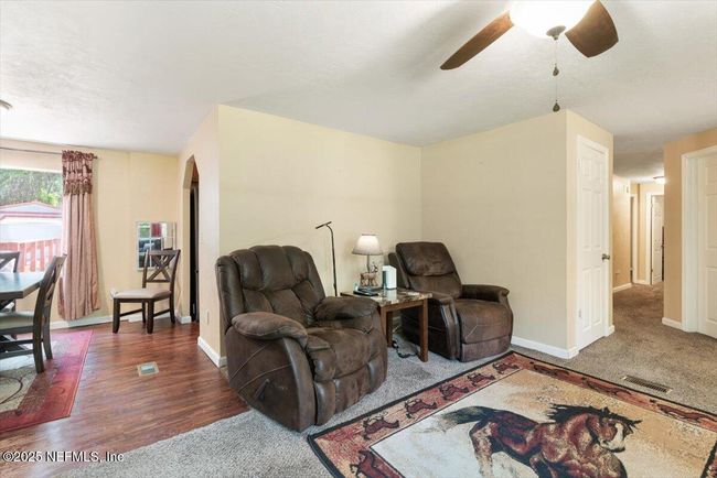 Living Room. | Image 8