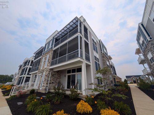 622-2620 S Waterside Ct, Marblehead, OH, 43440-9117 | Card Image
