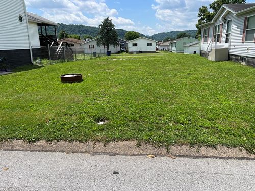 2205 Kanawha St, Moundsville, WV, 26041 | Card Image