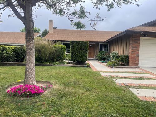 24336 Jennifer Pl, Newhall, CA, 91321-2311 | Card Image