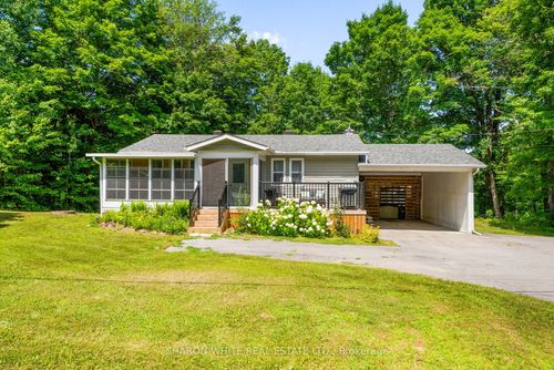 1540 S Baptiste Lake Rd, Bancroft, ON, K0L1C0 | Card Image