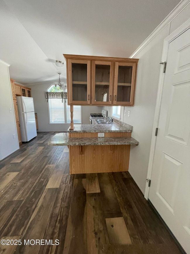 14 Pine Creek Vlg, House other with 2 bedrooms, 1 bathrooms and null parking in Hazlet NJ | Image 4