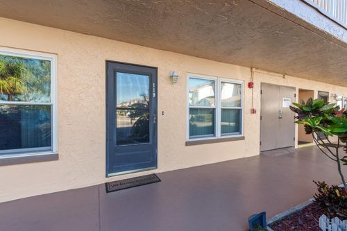 119-6400 46th Avenue N, KENNETH CITY, FL, 33709 | Card Image