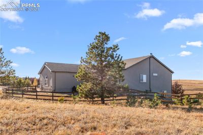 6740 Country Estates Lane, House other with 6 bedrooms, 3 bathrooms and 3 parking in Colorado Springs CO | Image 2