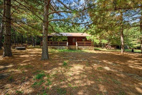 657 Canoe Rd, Broken Bow, OK, 74728-5481 | Card Image