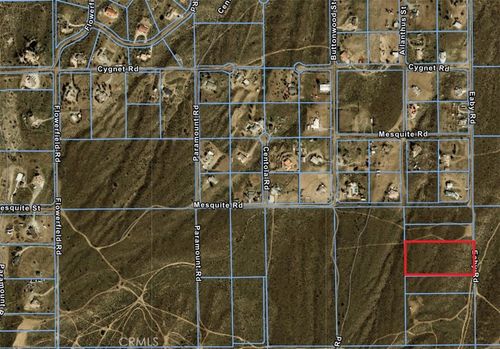 8028 Eaby Rd, Phelan, CA, 92371 | Card Image