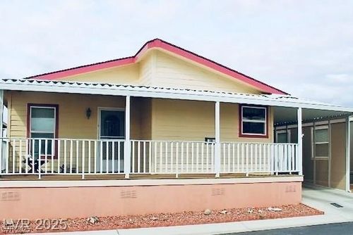 881 Montecito Dr, Pahrump, NV, 89048-0886 | Card Image