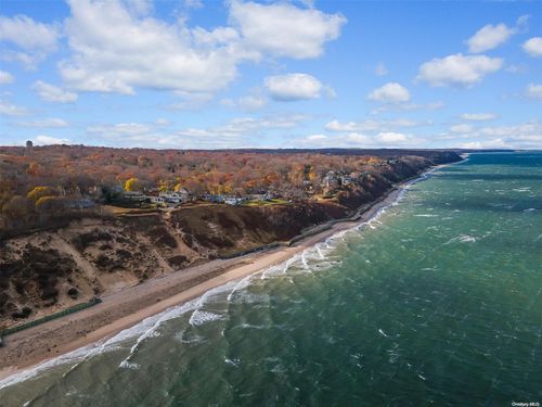 310 Sound Beach Blvd, Sound Beach, NY, 11789-1237 | Card Image