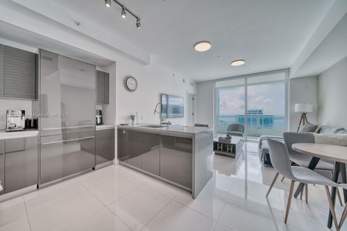 unit-3802-1080 Brickell Ave, Miami, FL, 33131-3994 | Card Image