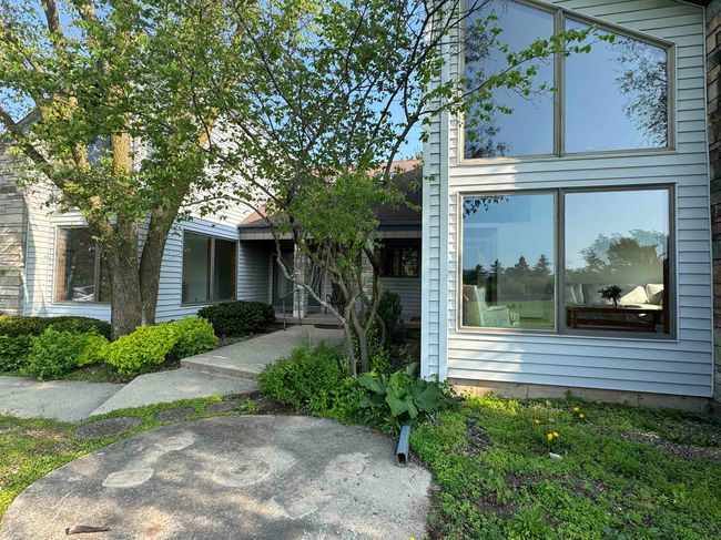 3578 State Road 39, House other with 3 bedrooms, 3 bathrooms and null parking in Mineral Point WI | Image 6