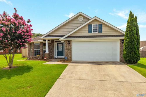 2513 Marjorie Ln Sw, Huntsville, AL, 35803-3420 | Card Image