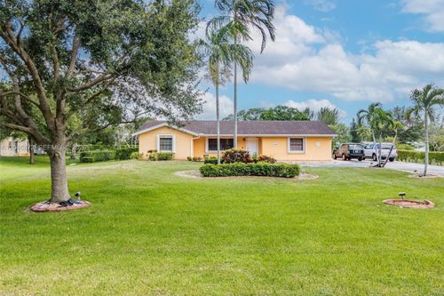 13450 Sw 26th St, Davie, FL, 33325-5114 | Card Image
