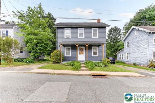 33 West St, Bloomsbury, NJ, 08804-3116 | Card Image