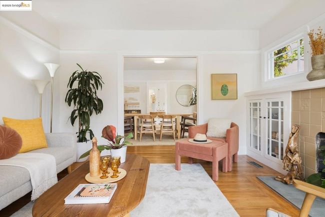 1814 Carleton St, House other with 3 bedrooms, 1 bathrooms and 1 parking in Berkeley CA | Image 6