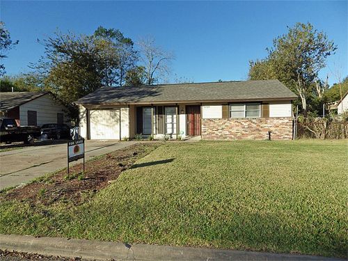 5719 Ricky St, Houston, TX, 77033-2417 | Card Image