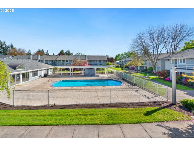 Swimming Pool | Image 19