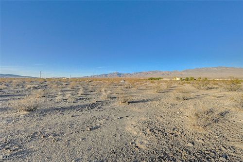 5940 Roy Ave, Pahrump, NV, 89060 | Card Image