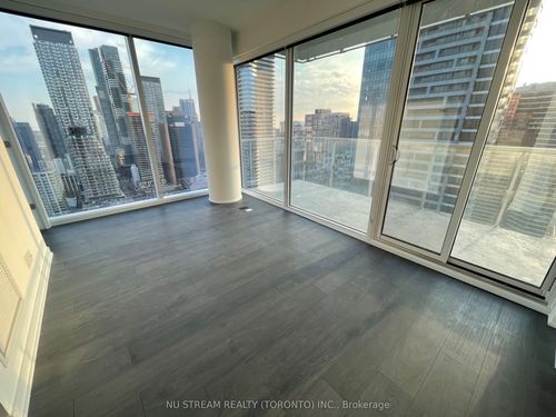 3009-3 Gloucester St, Toronto, ON, M4Y0C6 | Card Image