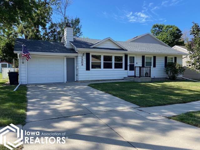 1st Ave, Clear Lake, IA 50428