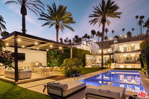 972 Palisades Beach Rd, Santa Monica, CA, 90403-2410 | Card Image