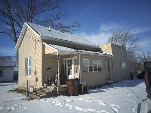 714 W Wayne St, Paulding, OH, 45879-1537 | Card Image