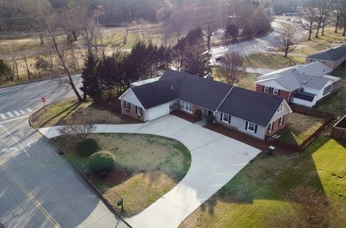 101 Masters Rd, Hixson, TN, 37343-3013 | Card Image