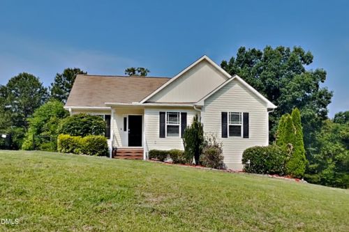 139 Parkers Pointe Dr, Benson, NC, 27504-6372 | Card Image