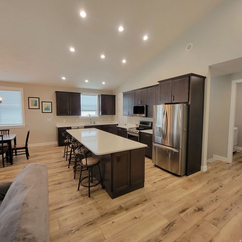 252 W 4950 S, Washington Terrace, UT, 84405-6380 | Card Image