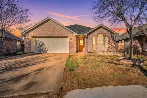 4423 New Meadow Dr, Mansfield, TX, 76063-6771 | Card Image