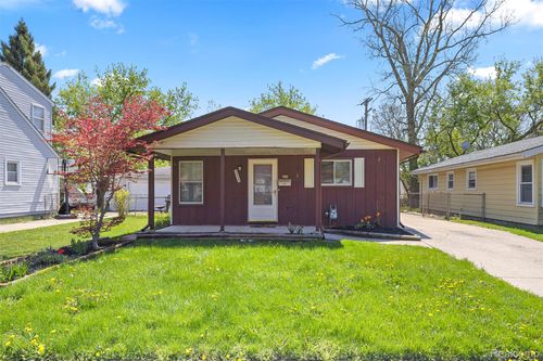 24337 Pennie St, Dearborn Heights, MI, 48125-2015 | Card Image