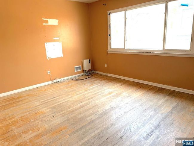 1437 Gehr Pl, House other with 3 bedrooms, 2 bathrooms and null parking in North Bergen NJ | Image 5