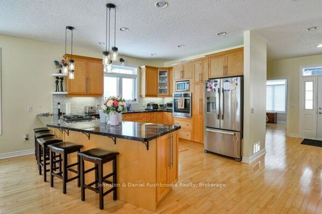 20 Twigs End, House other with 3 bedrooms, 3 bathrooms and 3 parking in Gravenhurst ON | Image 7