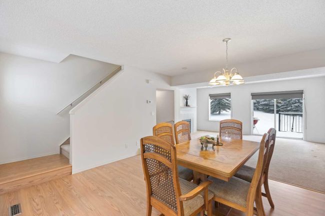 30 - 200 Hidden Hills Terrace Nw, Home with 2 bedrooms, 1 bathrooms and 2 parking in Calgary AB | Image 10