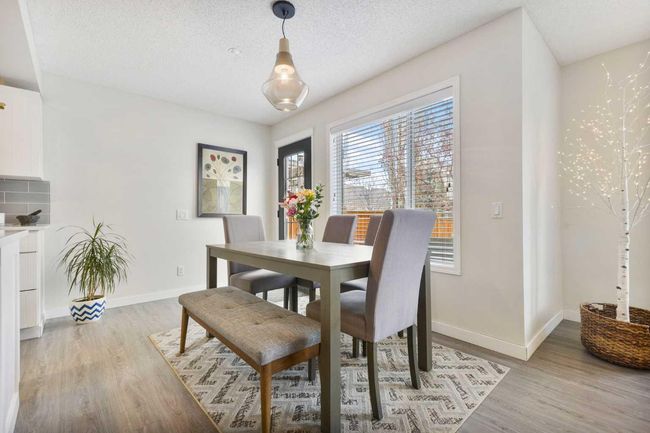 18 Mt Selkirk Place Se, House other with 5 bedrooms, 3 bathrooms and 4 parking in Calgary AB | Image 12