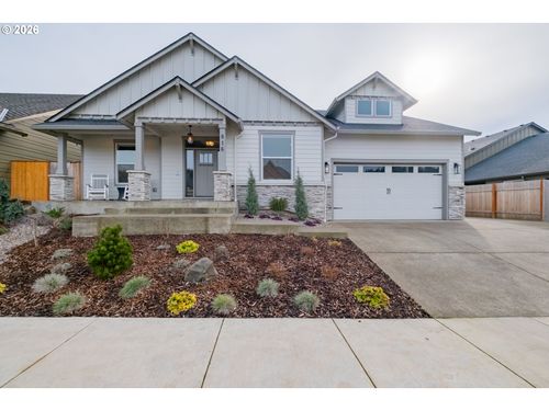 816 Riley Dr, Silverton, OR, 97381-2043 | Card Image