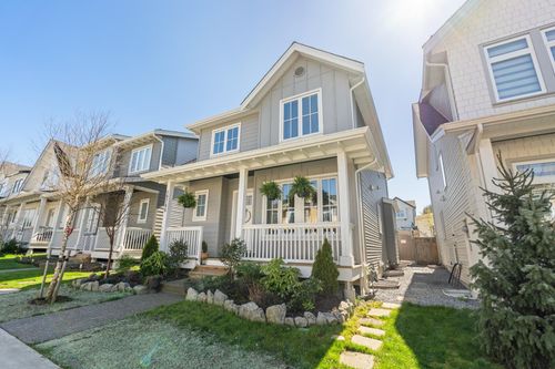 19786 75b Ave, Langley, BC, V2Y5K2 | Card Image